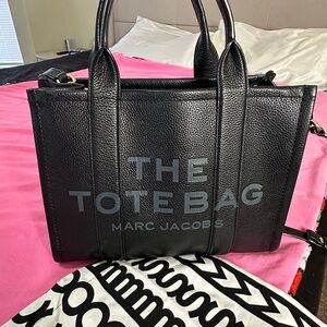Marc Jacobs Black Pebbled Leather Tote
